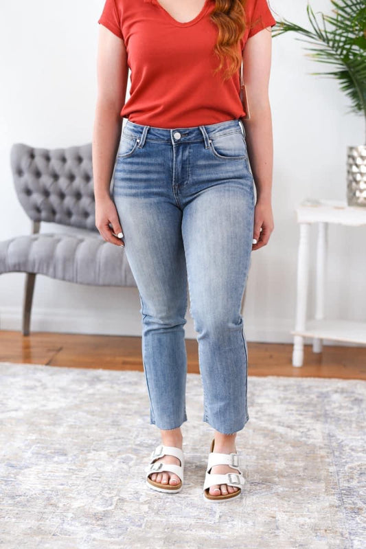 Mid Rise Raw edge straight jeans